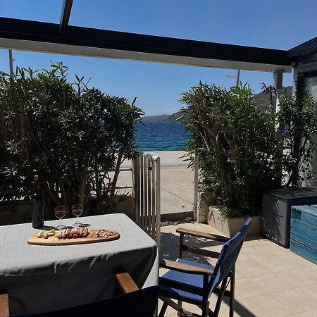 Sea La Vie - Beachfront Retreat 路特奇 外观 照片