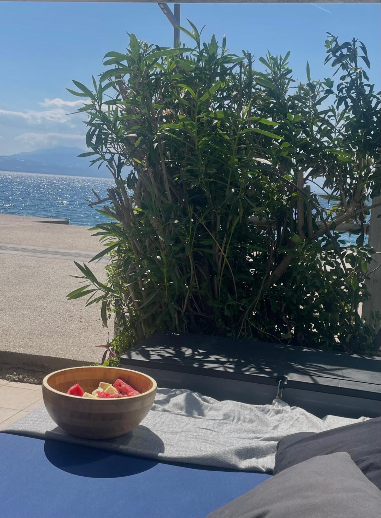 Sea La Vie - Beachfront Retreat 路特奇 外观 照片