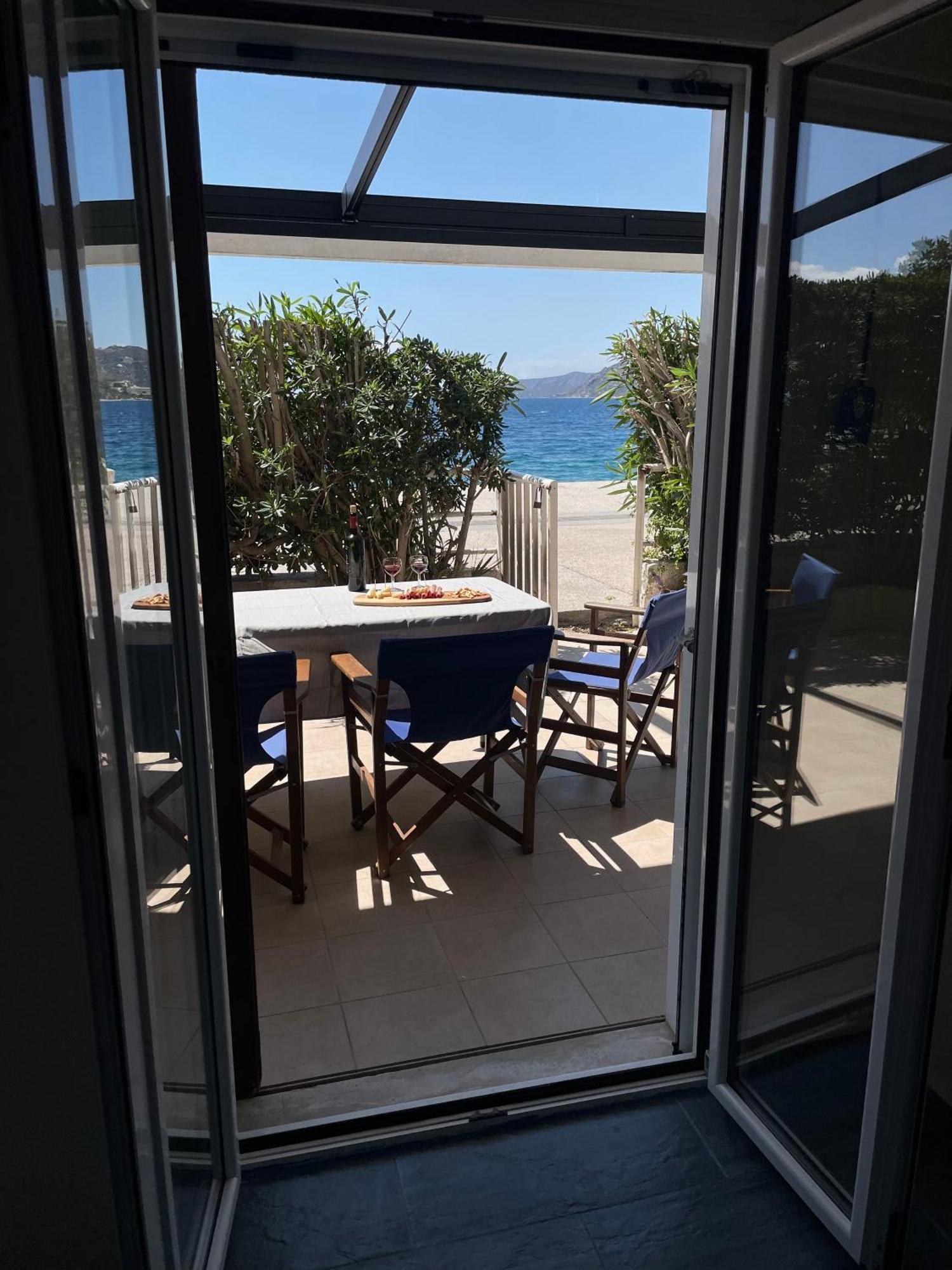 Sea La Vie - Beachfront Retreat 路特奇 外观 照片